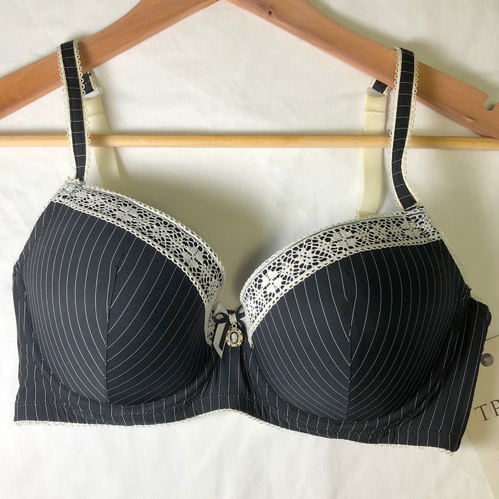 NWT Parfait by Affinitas Kimberly Demi Bra 36D